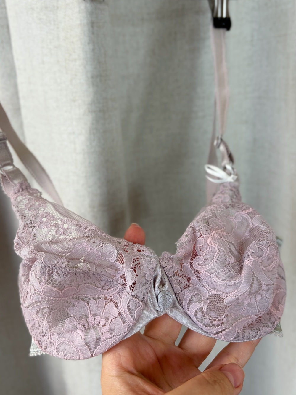 Oscar de la Renta Vintage Union Pale Pink Lace Underwire Bra